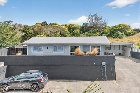Photo of property in 27 Hurndall Street East, Maungaturoto, 0520