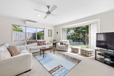Photo of property in 4 Spinnaker Point, Manly, Whangaparaoa, 0930