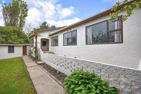 Photo of property in 13 Queen Street, Brighton, Dunedin, 9035
