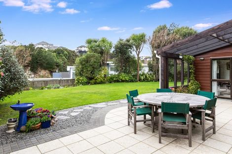 Photo of property in 8 Observatory Close, Whitby, Porirua, 5024