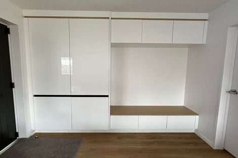 Photo of property in 20a Edwards Avenue, Henderson, Auckland, 0610