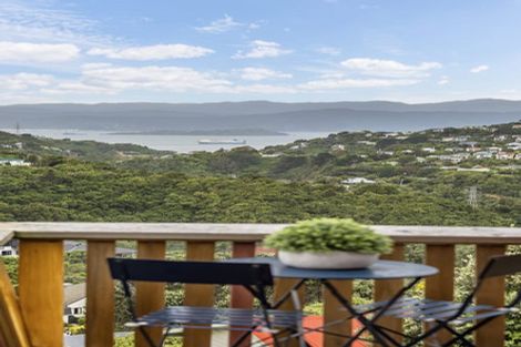 Photo of property in 51 Winston Street, Crofton Downs, Wellington, 6035