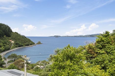 Photo of property in 32 Waitohu Road, York Bay, Lower Hutt, 5013