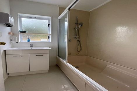 Photo of property in 14a Griffen Park Road, Mount Roskill, Auckland, 1041