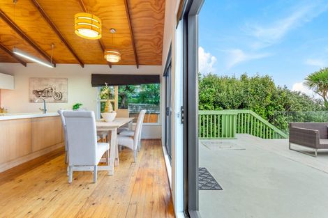 Photo of property in 26 Edwin Mitchelson Road, Muriwai, Waimauku, 0881