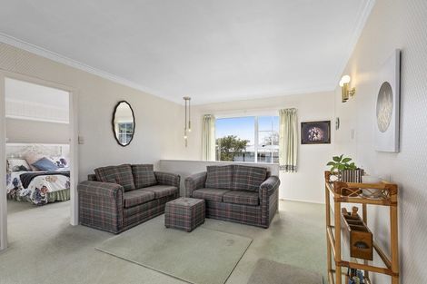 Photo of property in 4 Pembroke Street, Tawa, Wellington, 5028