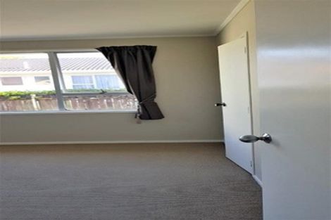 Photo of property in 13 Cranberry Place, Bucklands Beach, Auckland, 2012