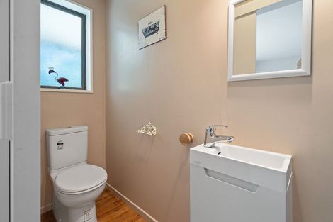 Photo of property in 6 Kowhai Drive, Darfield, 7510