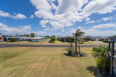 Photo of property in 149 Kowhai Avenue, Matarangi, Whitianga, 3592