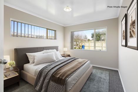 Photo of property in 2/34 Growers Lane, Mangere East, Auckland, 2024