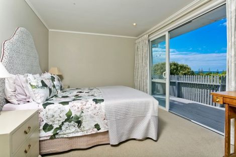 Photo of property in 24 Long Bay Drive, Torbay, Auckland, 0630
