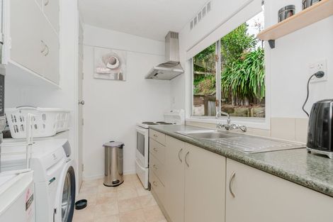 Photo of property in 2/100 River Road, Hamilton East, Hamilton, 3216