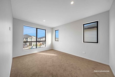 Photo of property in 60 Drumbuoy Drive, Flat Bush, Auckland, 2019