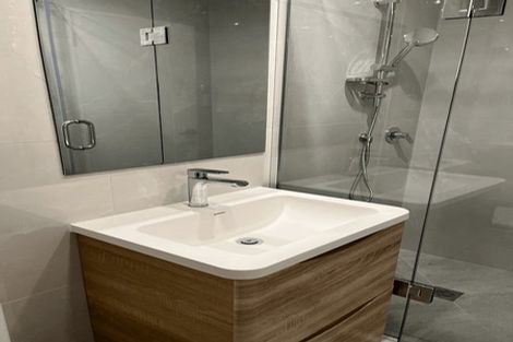 Photo of property in 2a Finnerty Avenue, Bucklands Beach, Auckland, 2014