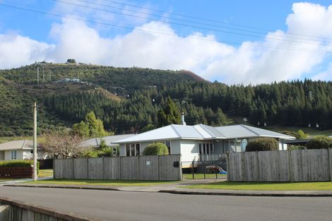 Photo of property in 8 Kea Street, Selwyn Heights, Rotorua, 3015