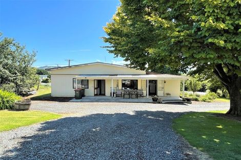 Photo of property in 11 Stuart Street, Owaka, 9535