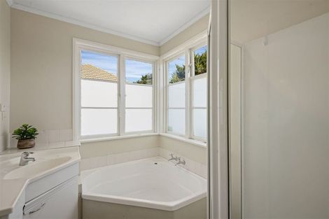 Photo of property in 348 Clyde Road, Bryndwr, Christchurch, 8053