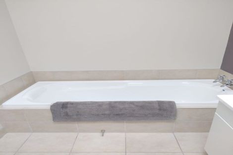 Photo of property in 12/38 Maratahu Street, Westown, New Plymouth, 4310