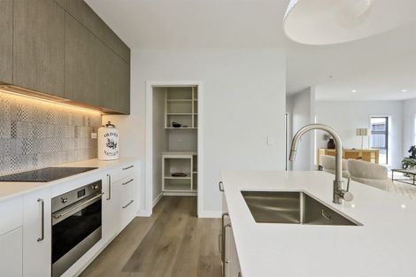 Photo of property in 9 Cassin Place, Taradale, Napier, 4112