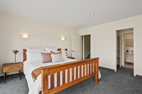 Photo of property in 3a Strawberry Lane, Fernhill, Queenstown, 9300