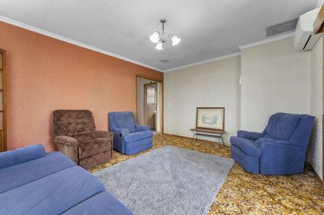 Photo of property in 35 Rugby Street, Levin, 5510