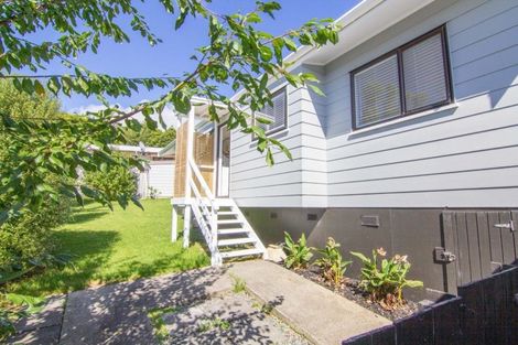Photo of property in 23b Rautawhiri Road, Helensville, 0800