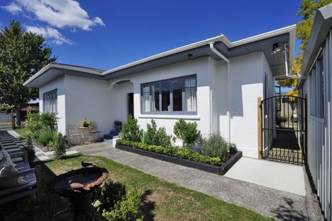 Photo of property in 21 Steele Road, Forest Lake, Hamilton, 3200