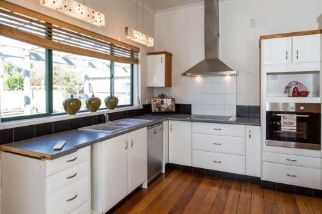 Photo of property in 8 Te Awa Avenue, Te Awa, Napier, 4110