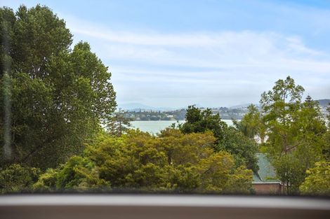 Photo of property in 9e Glenfern Road, Mellons Bay, Auckland, 2014