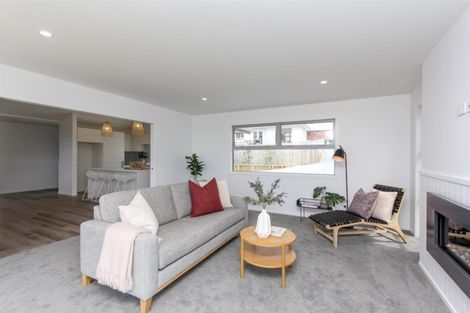 Photo of property in 55b Paynters Avenue, Strandon, New Plymouth, 4312