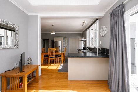 Photo of property in 197 Kennedy Road, Marewa, Napier, 4110