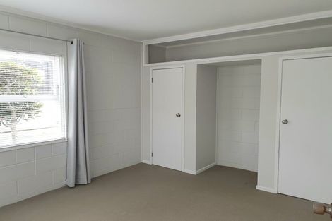 Photo of property in 17 Alfred Street, Northcote Point, Auckland, 0627