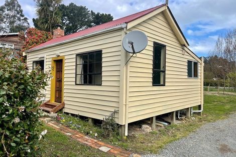 Photo of property in 22 Torquay Street, Kaitangata, 9210