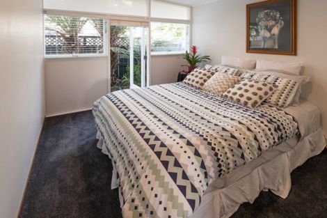 Photo of property in 30 Grassways Avenue, Pakuranga, Auckland, 2010