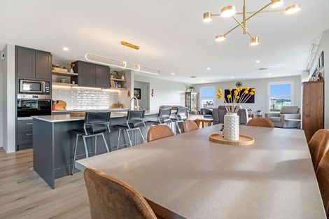 Photo of property in 12 Meadowlands Green, Allenton, Ashburton, 7700