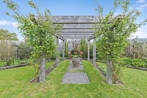 Photo of property in 40 Church Street, Oxford, 7430