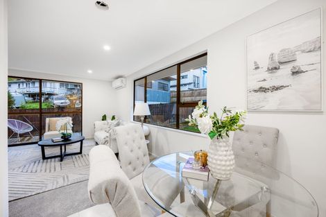 Photo of property in 2/72 Shoreham Street, Avondale, Auckland, 0600