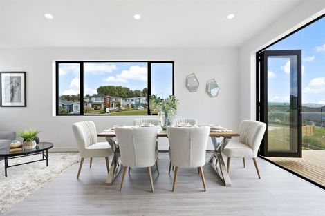 Photo of property in 36 Sunnyheights Road, Orewa, 0931