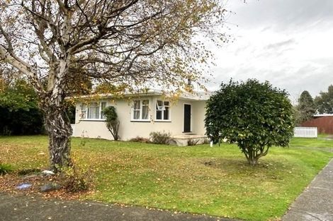 Photo of property in 24 Kent Crescent, Awapuni, Palmerston North, 4412