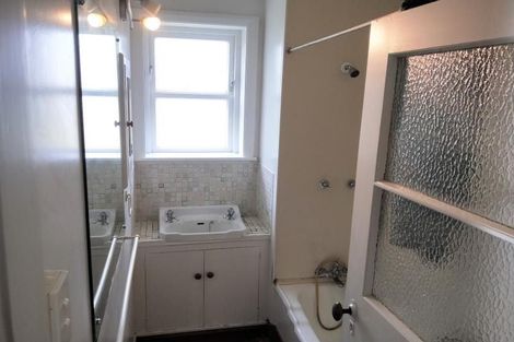 Photo of property in 39 Park Road, West End, Palmerston North, 4412