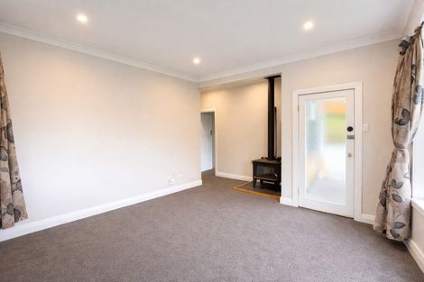 Photo of property in 108 Mortimer Terrace, Brooklyn, Wellington, 6021