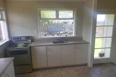 Photo of property in 2/17a Kitchener Road, Sandringham, Auckland, 1025