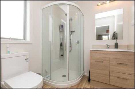 Photo of property in 42b Mandalay Terrace, Khandallah, Wellington, 6035