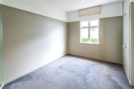 Photo of property in 9 Clarence Road, Northcote Point, Auckland, 0627
