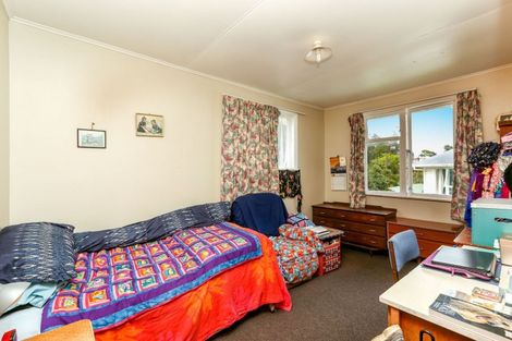 Photo of property in 26 Banks Street, Marfell, New Plymouth, 4310