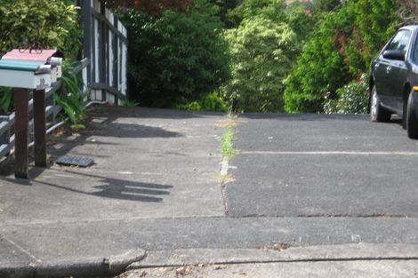 Photo of property in 12 Shona Place, Henderson, Auckland, 0612