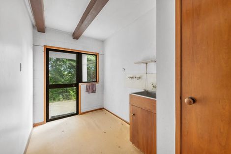 Photo of property in 58 Tainui Road, Titirangi, Auckland, 0604