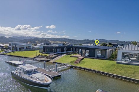 Photo of property in 110 Motu Iti, Pauanui, Hikuai, 3579