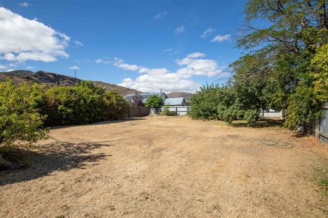 Photo of property in 8 Molyneux Avenue, Cromwell, 9310