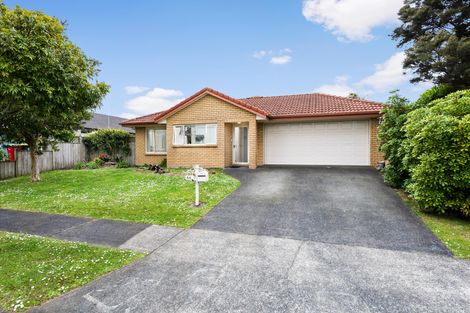 Photo of property in 66 Sandwick Drive, Weymouth, Auckland, 2103